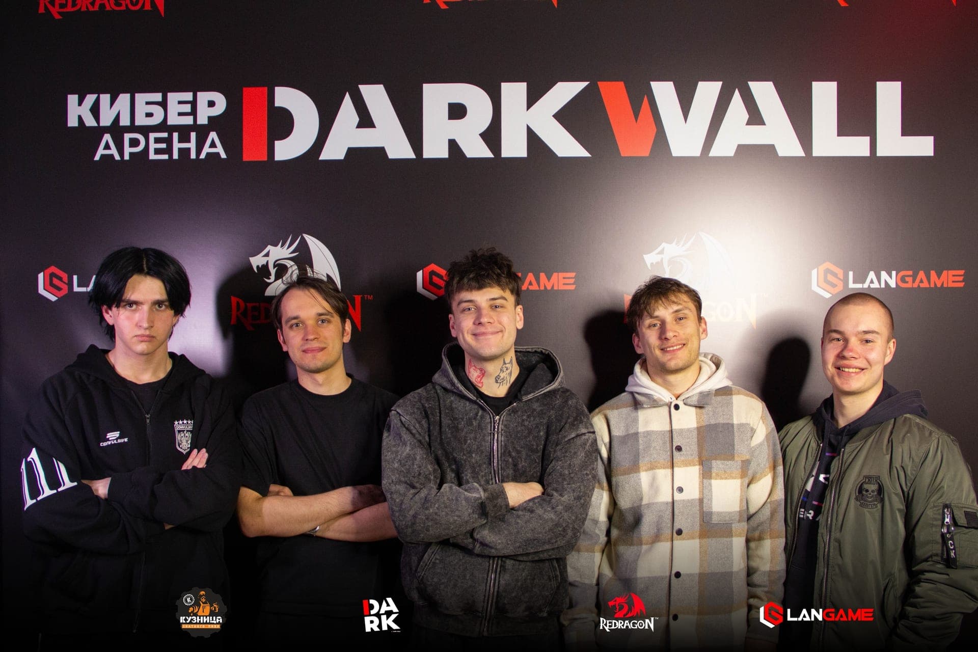 Победители ночного MIX CS2 DARKWALL — команда Team_Kakav0ziK